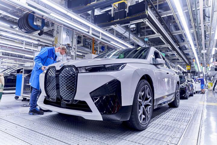 寧德時代全新圓柱型電池於 2025 年開始供應 BMW Neue Klasse 新世代電動車::DDCAR 電動車