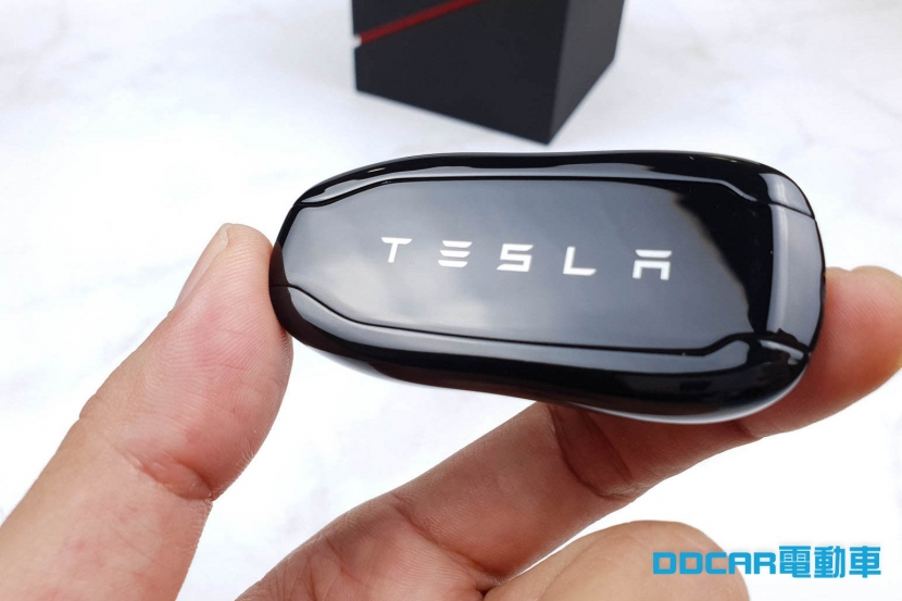 【開箱】model 3 Key Fob 新款車型遙控鑰匙入手！多圖心得分享 Ddcar 電動車