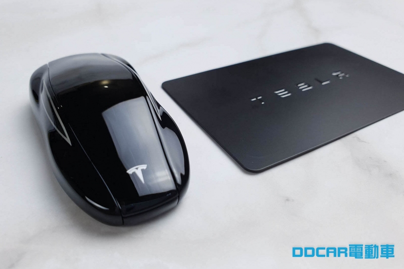 【開箱】model 3 Key Fob 新款車型遙控鑰匙入手！多圖心得分享 Ddcar 電動車